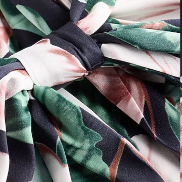 Floral V-Neck Kimono Sleeve Surplice Tie Waist Top - Picture 3 of 3